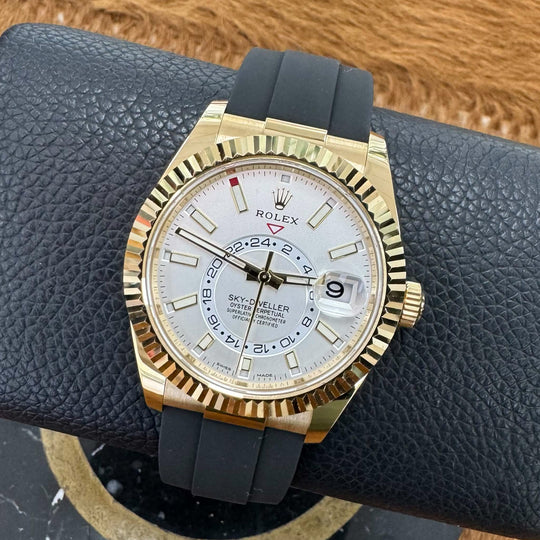 Rolex SkyDweller Ref. No. 326238