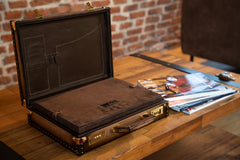 Artos Watch Case - Master Edition Patina Java Brown