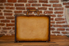 Artos Watch Case - Master Edition Patina Honey Brown