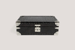 Petra Watch Case for Eight Watches Alligator Dark Brown