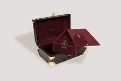 Petra Watch Case for Eight Watches Alligator Dark Brown