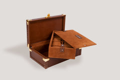 Petra Watch Case - Montana 01