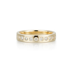 CRM Chic Bezel Ring