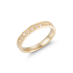 CRM Chic Summer Diamonds Ring